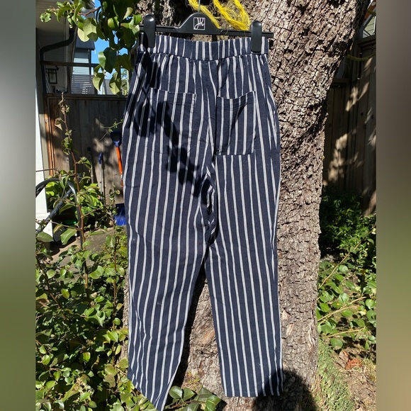 Navy striped pants - Picture 4 of 10